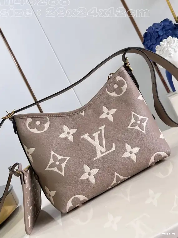 PM-29*24*12cm LOUIS CARRYALL VUITTON 0508